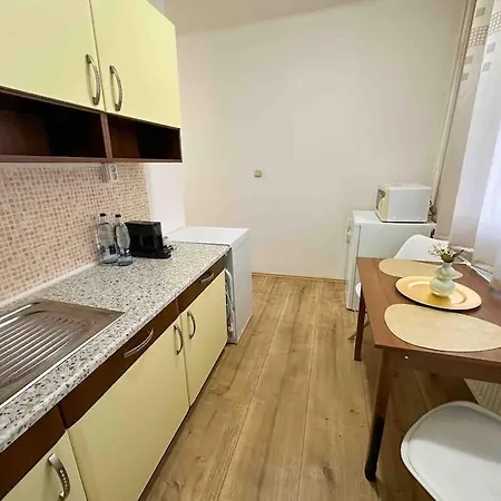 Simcity I Free Parking 24h Self Check-in Апартаменты *